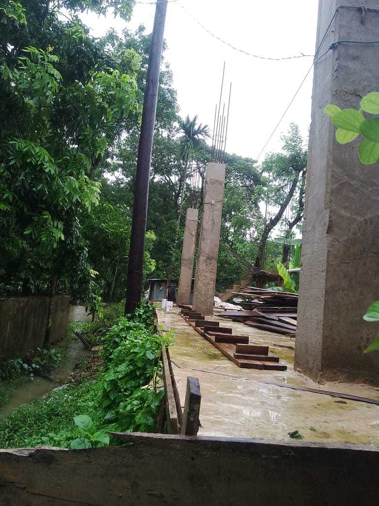আদালতের নিষেধাঙ্গা উপেক্ষা করে নির্মাণ কাজ শুরুর প্রস্তুতি, রক্তক্ষয়ী সংঘর্ষের আশংকা